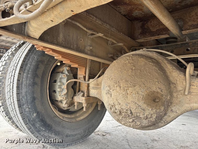 image for item ER7657 2005 Ford F650 Super Duty water truck