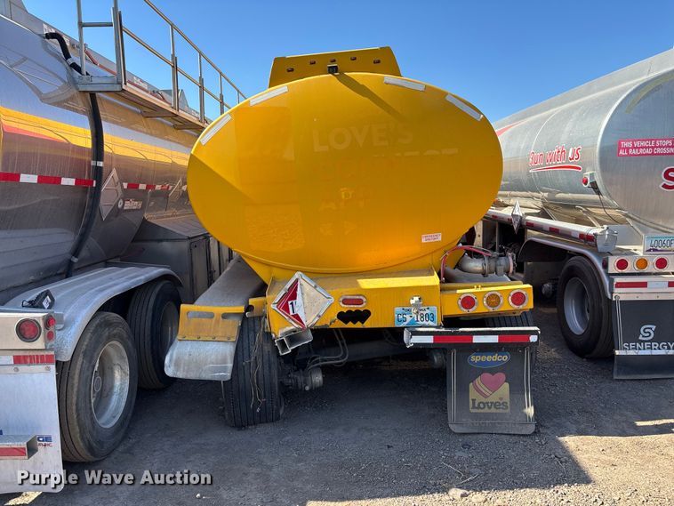 image for item ER7667 2016 MAC tank trailer