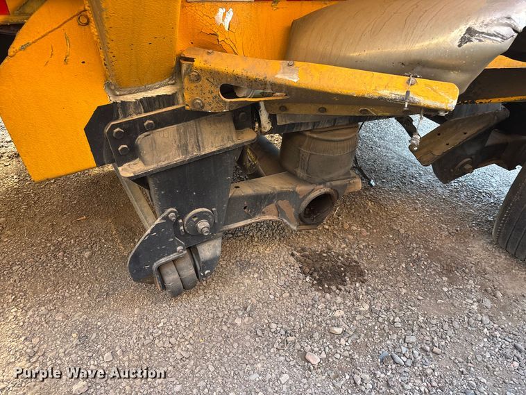 image for item ER7667 2016 MAC tank trailer