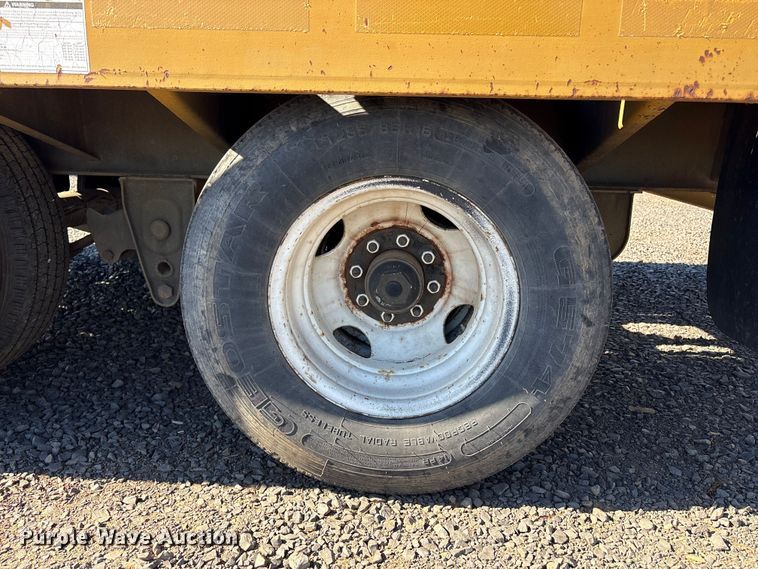 image for item ET0542 2006 Tow Master T-24 equipment trailer
