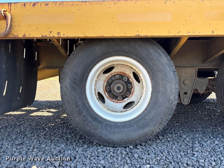 image for item ET0542 2006 Tow Master T-24 equipment trailer