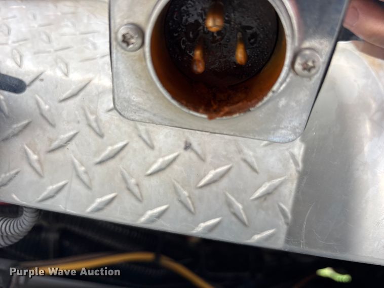 image for item ET2214 2014 Western Star 4900 semi truck