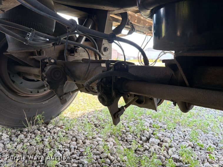 image for item ET6256 2002 Utility Trailer Manufacturer Utility Trailer Manufacturer dry van trailer
