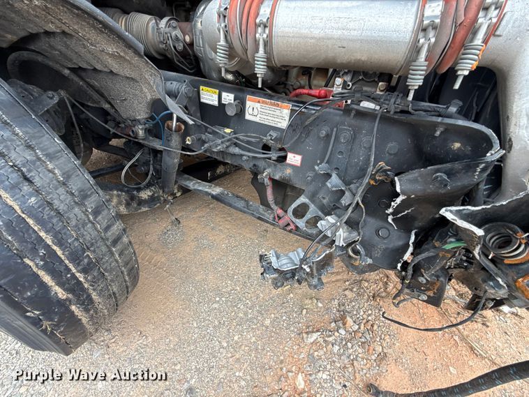 image for item ET6294 2025 Freightliner Cascadia 126 truck cab and chassis