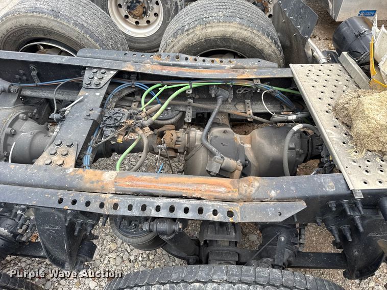 image for item ET6294 2025 Freightliner Cascadia 126 truck cab and chassis