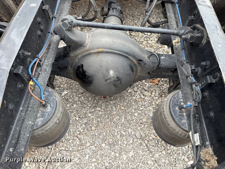 image for item ET6294 2025 Freightliner Cascadia 126 truck cab and chassis