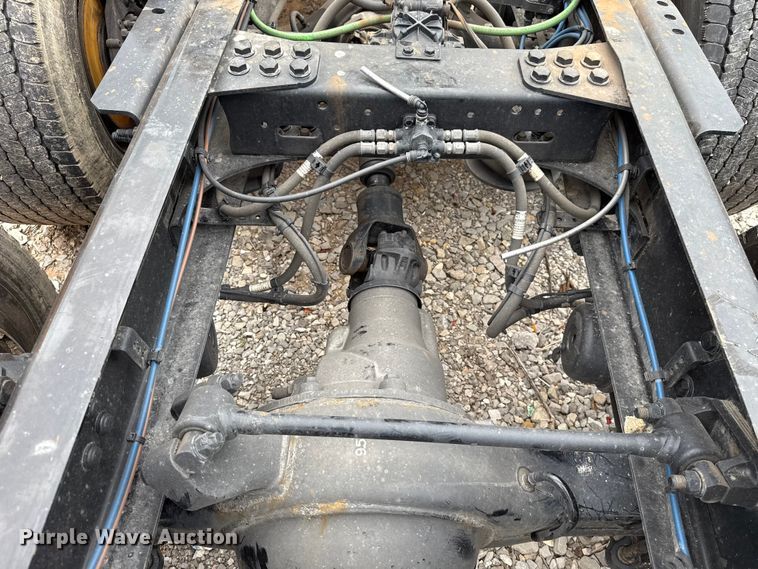 image for item ET6294 2025 Freightliner Cascadia 126 truck cab and chassis