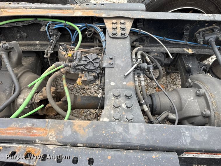 image for item ET6294 2025 Freightliner Cascadia 126 truck cab and chassis