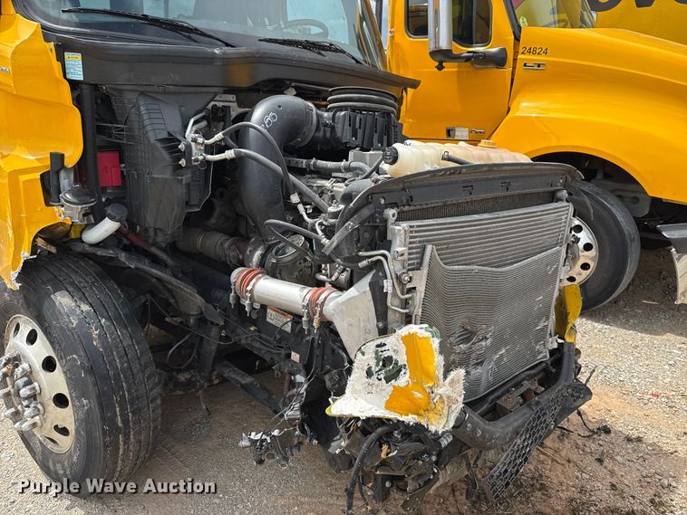 image for item ET6294 2025 Freightliner Cascadia 126 truck cab and chassis