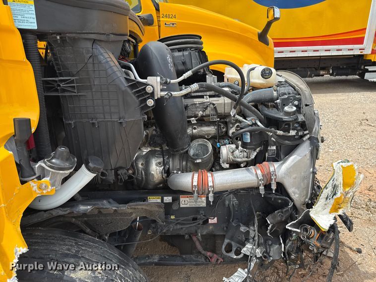 image for item ET6294 2025 Freightliner Cascadia 126 truck cab and chassis