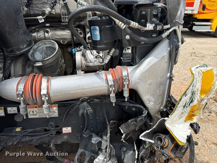 image for item ET6294 2025 Freightliner Cascadia 126 truck cab and chassis