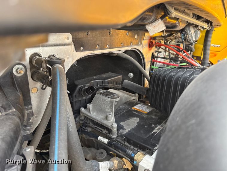 image for item ET6294 2025 Freightliner Cascadia 126 truck cab and chassis