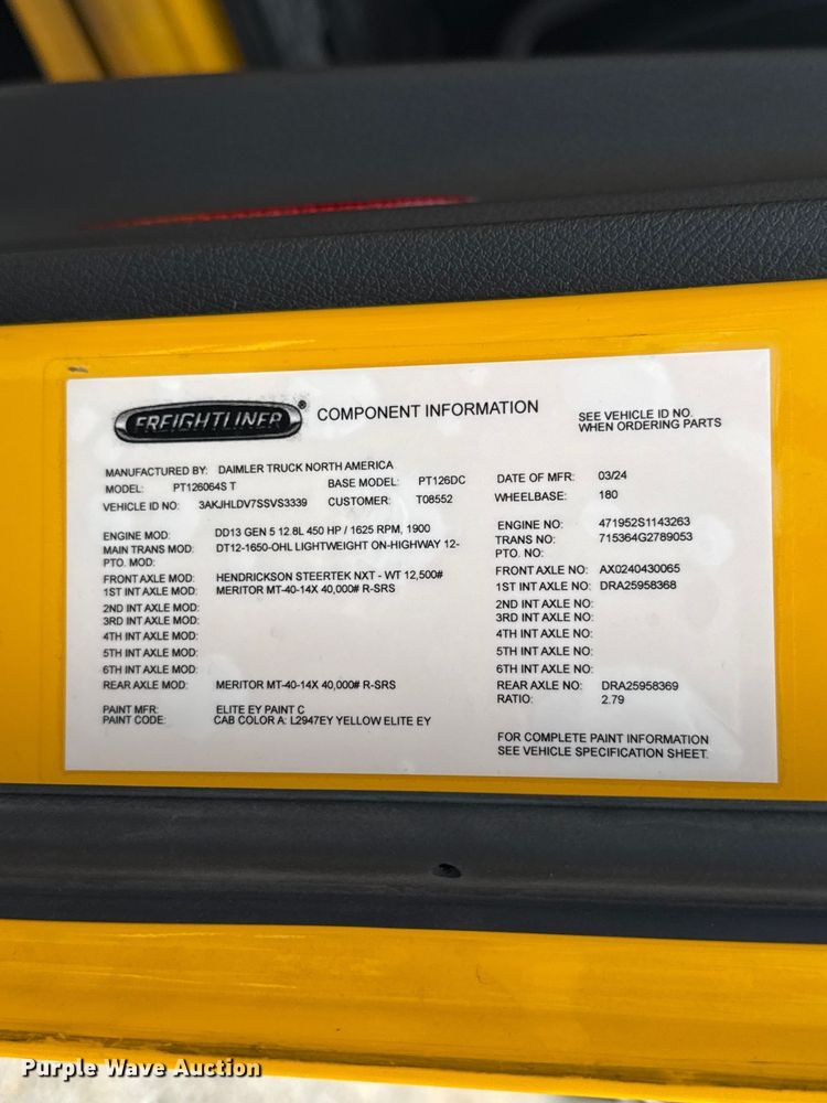 image for item ET6294 2025 Freightliner Cascadia 126 truck cab and chassis
