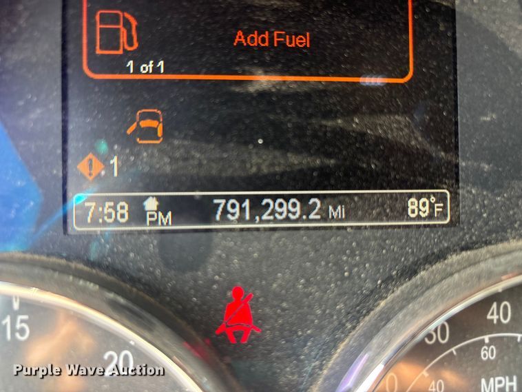 image for item EU5629 2016 Peterbilt 579 semi truck