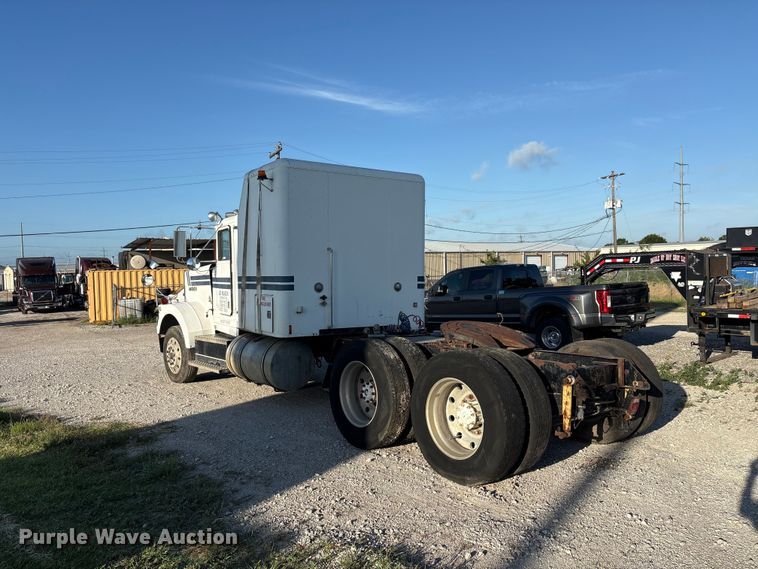 image for item EU5700 1987 Marmon Motor Co semi truck