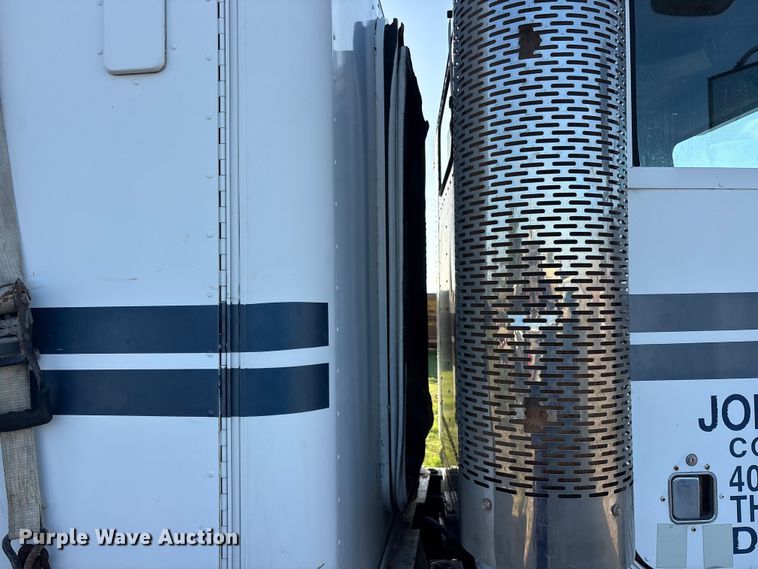 image for item EU5700 1987 Marmon Motor Co semi truck