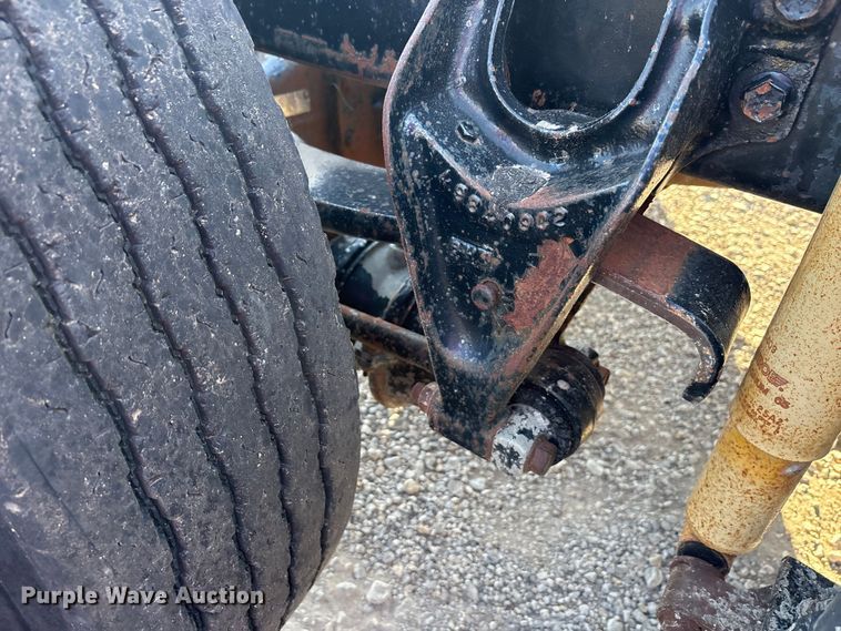 image for item EU5700 1987 Marmon Motor Co semi truck