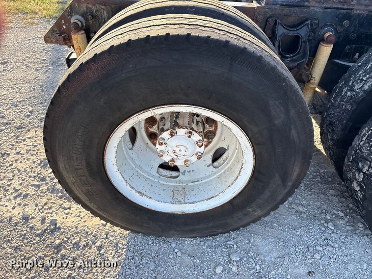 image for item EU5700 1987 Marmon Motor Co semi truck
