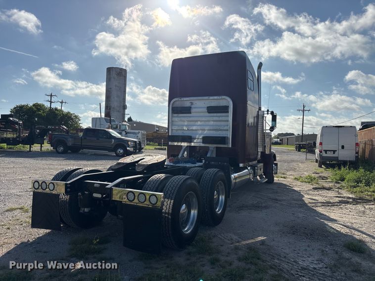 image for item EU5702 1998 Freightliner FLD semi truck
