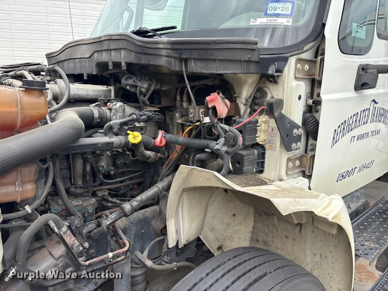 image for item EU5704 2013 International 4300 refrigerated truck
