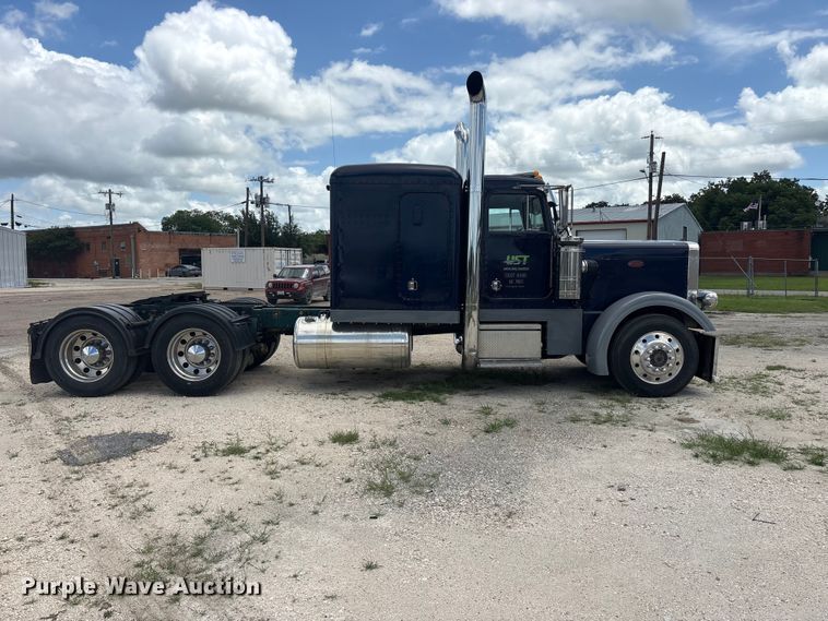 image for item EU5705 1985 Peterbilt 359 semi truck