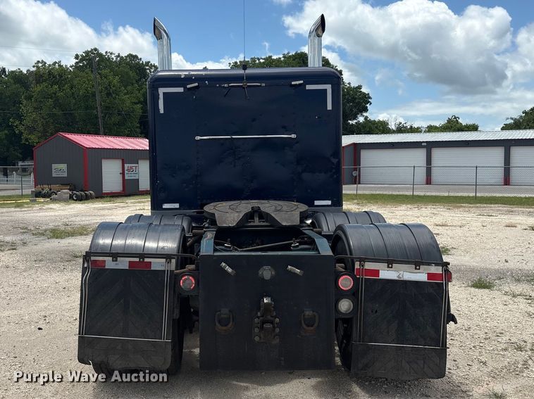 image for item EU5705 1985 Peterbilt 359 semi truck