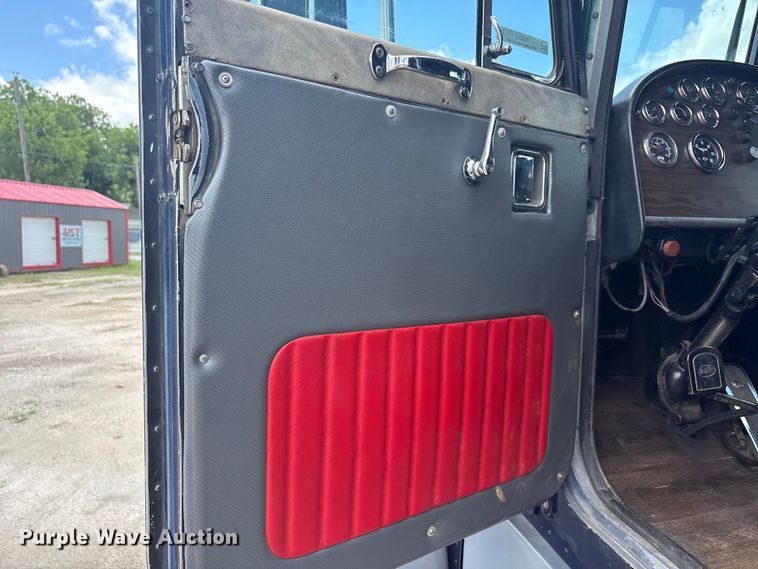 image for item EU5705 1985 Peterbilt 359 semi truck