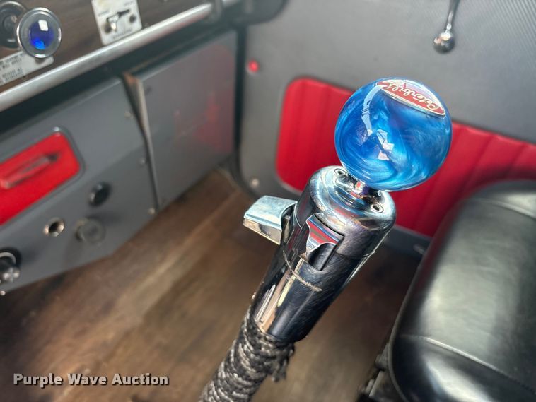 image for item EU5705 1985 Peterbilt 359 semi truck