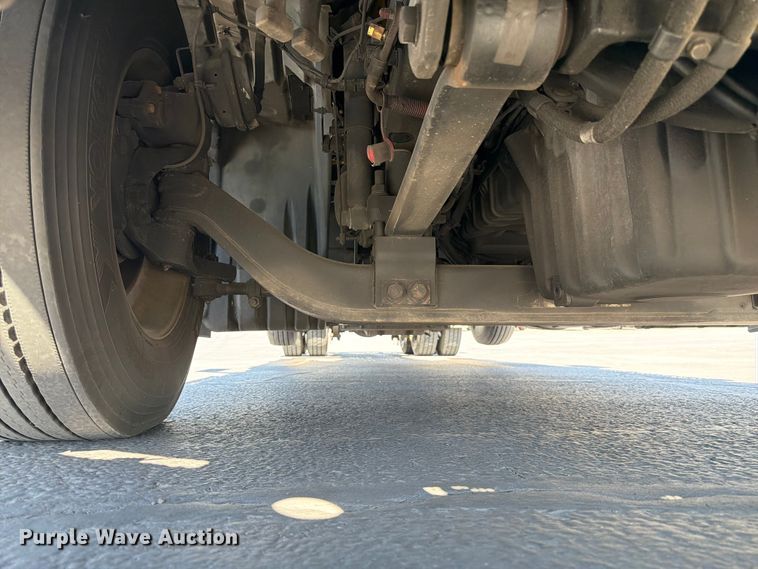 image for item EU8696 2021 Freightliner Cascadia semi truck
