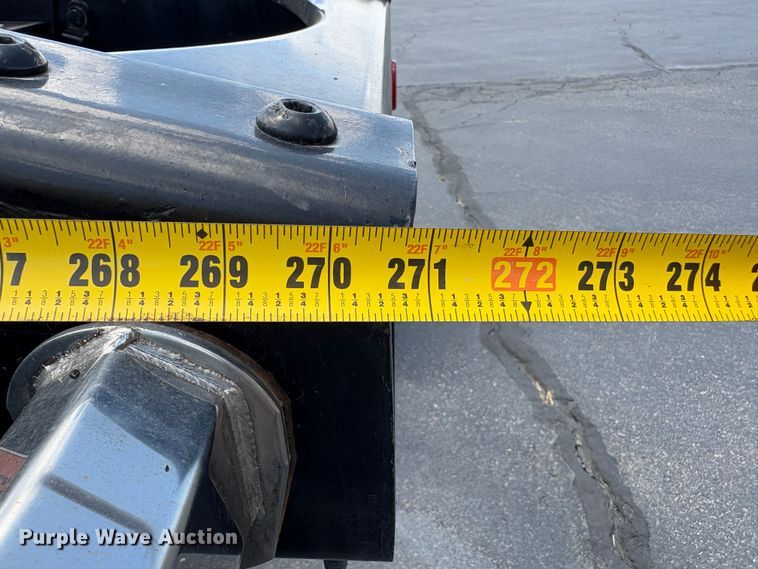 image for item EU8700 2022 Freightliner Cascadia semi truck