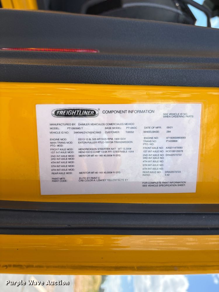 image for item EU8700 2022 Freightliner Cascadia semi truck