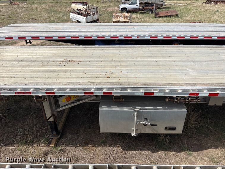 image for item EW0022 2019 Great Dane Trailers flatbed trailer