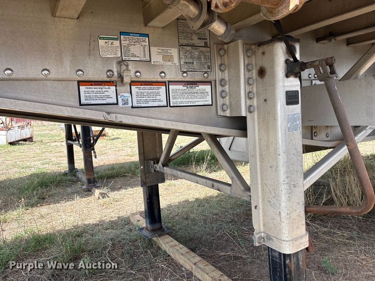 image for item EW0022 2019 Great Dane Trailers flatbed trailer