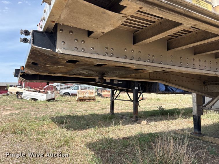 image for item EW0022 2019 Great Dane Trailers flatbed trailer