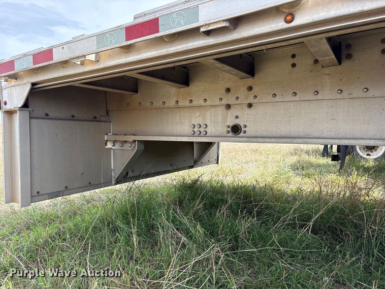 image for item EW0022 2019 Great Dane Trailers flatbed trailer
