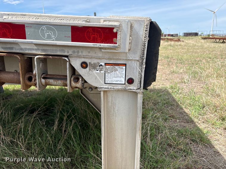 image for item EW0022 2019 Great Dane Trailers flatbed trailer