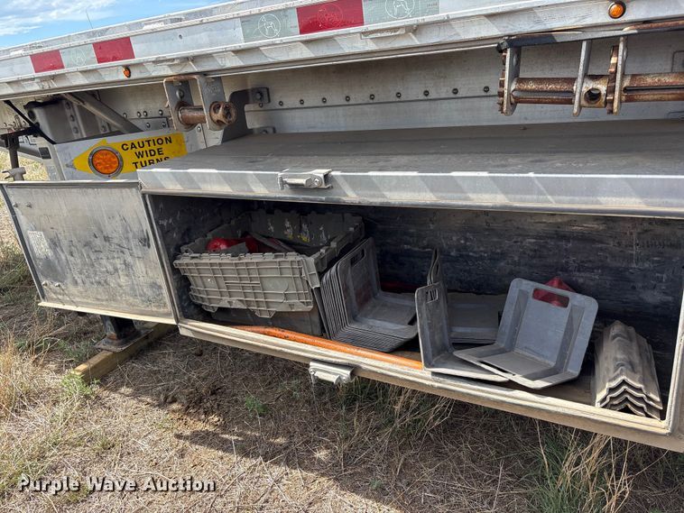 image for item EW0022 2019 Great Dane Trailers flatbed trailer