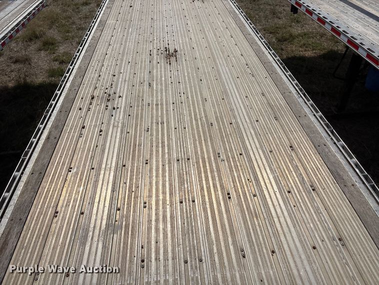image for item EW0022 2019 Great Dane Trailers flatbed trailer