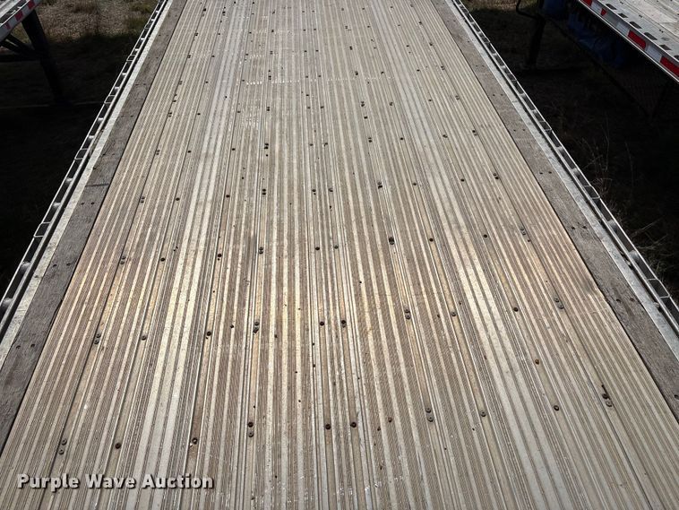 image for item EW0022 2019 Great Dane Trailers flatbed trailer