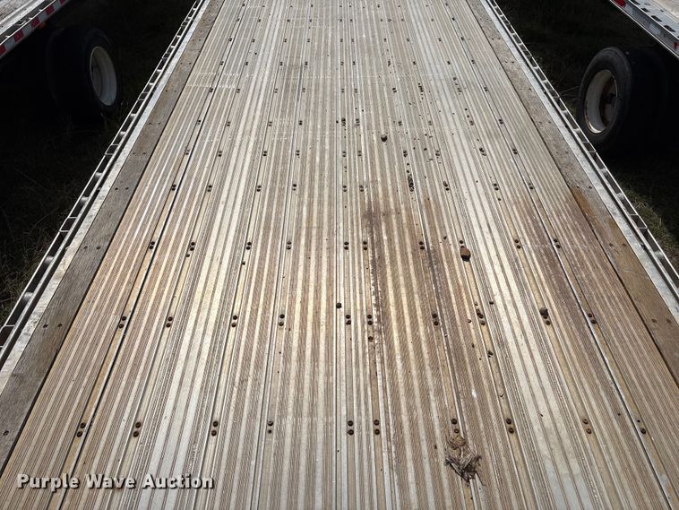 image for item EW0022 2019 Great Dane Trailers flatbed trailer