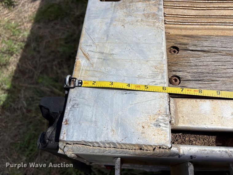 image for item EW0022 2019 Great Dane Trailers flatbed trailer