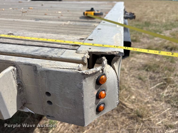 image for item EW0022 2019 Great Dane Trailers flatbed trailer