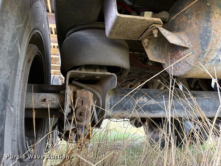 image for item EW0022 2019 Great Dane Trailers flatbed trailer
