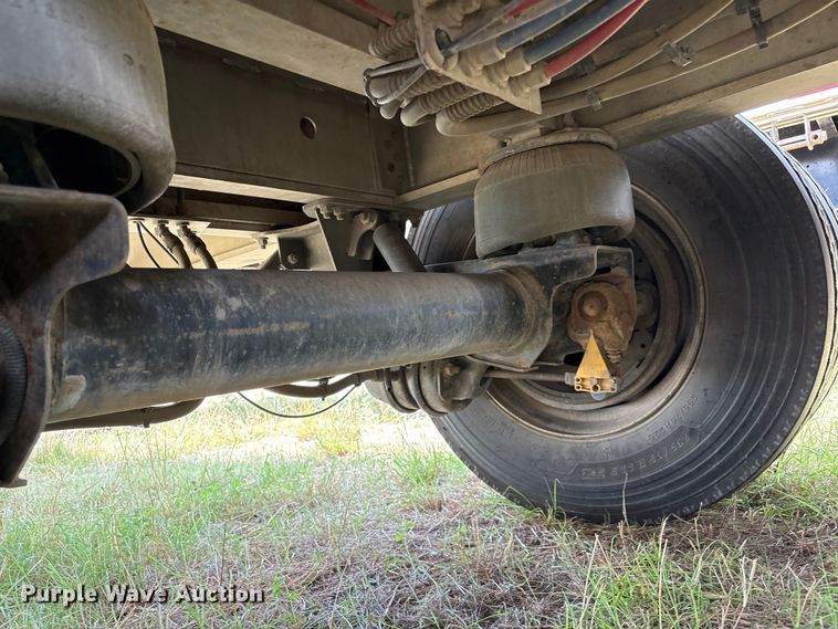 image for item EW0022 2019 Great Dane Trailers flatbed trailer