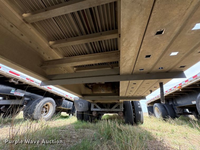 image for item EW0022 2019 Great Dane Trailers flatbed trailer