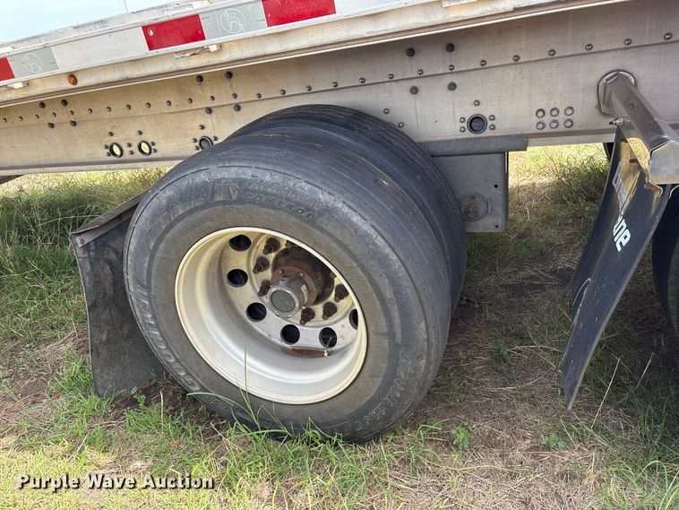 image for item EW0022 2019 Great Dane Trailers flatbed trailer