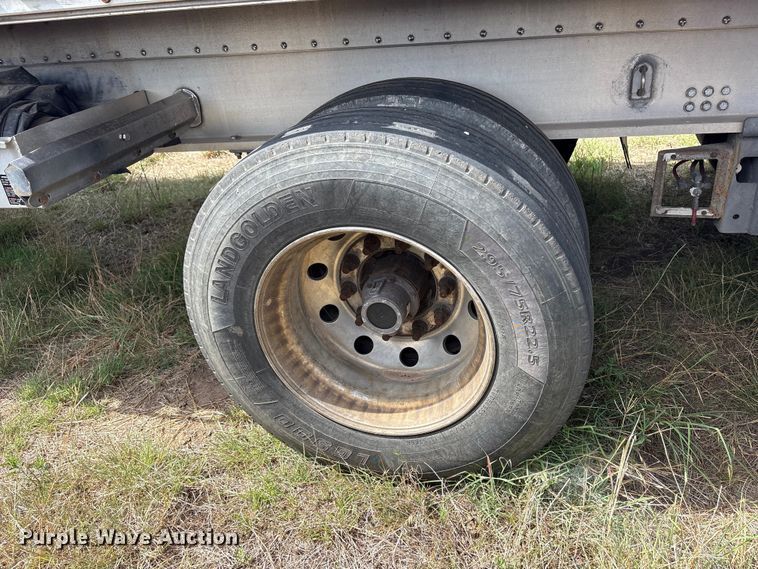 image for item EW0022 2019 Great Dane Trailers flatbed trailer