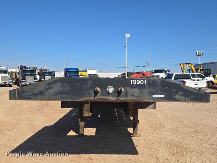 image for item EW0169 1998 Shop built drop deck equipment trailer