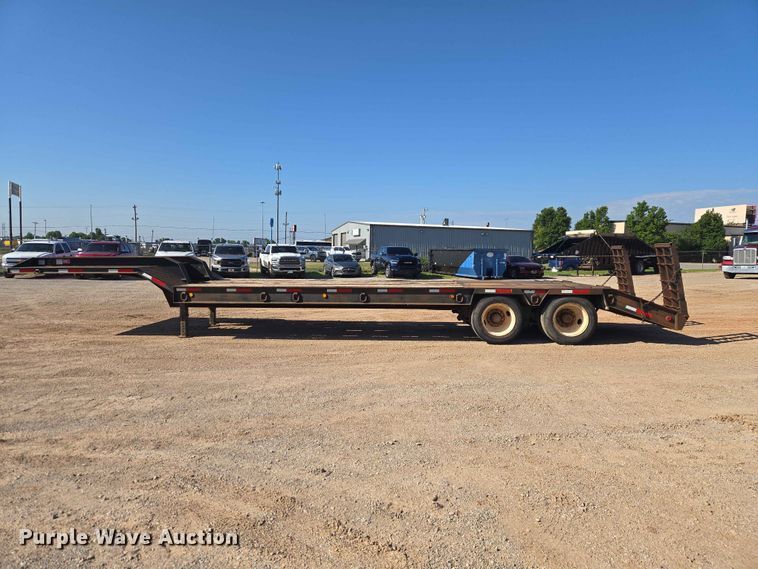image for item EW0169 1998 Shop built drop deck equipment trailer