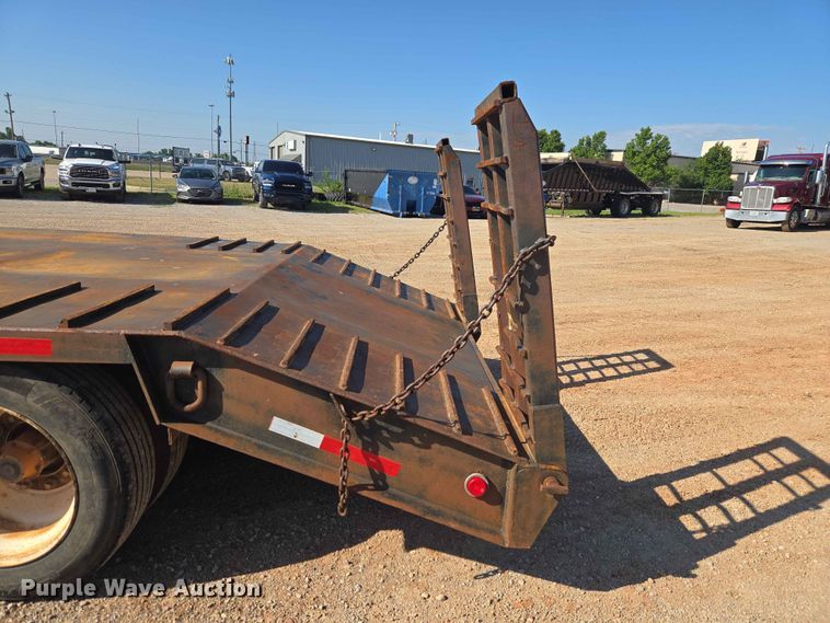 image for item EW0169 1998 Shop built drop deck equipment trailer